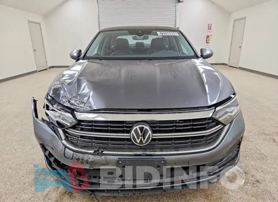 3VW7M7BUXRM072813 Photo# 5