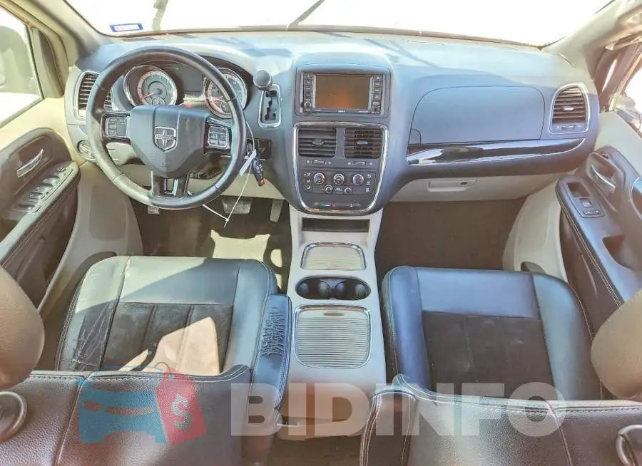 2C4RDGCGXJR215518 Photo# 8