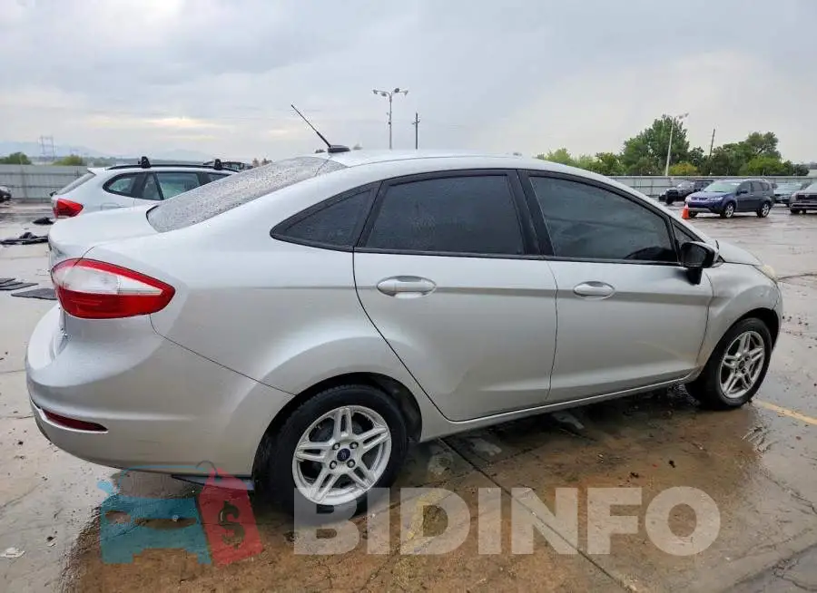 3FADP4BJ4JM112122 Photo# 3