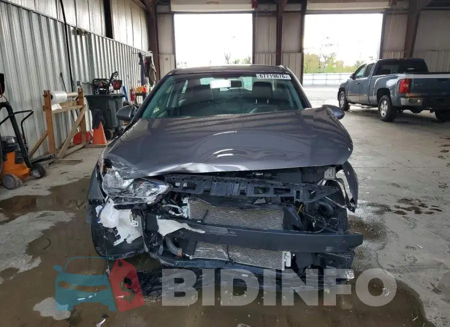 3KPC24A64NE185976 Photo# 5