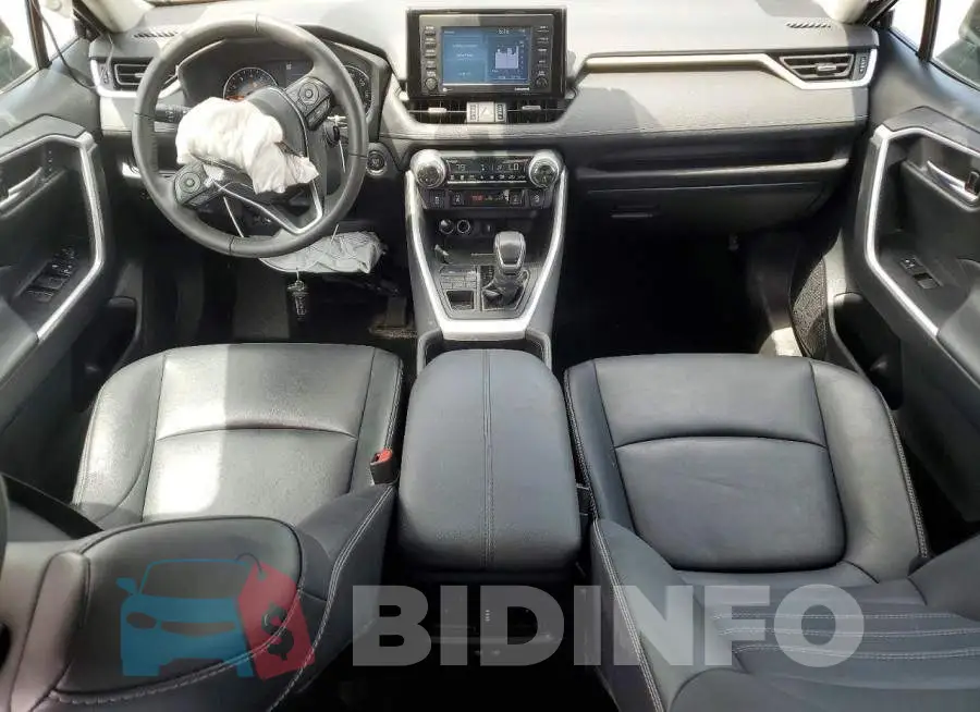 2T3A1RFV5MC223193 Photo# 8
