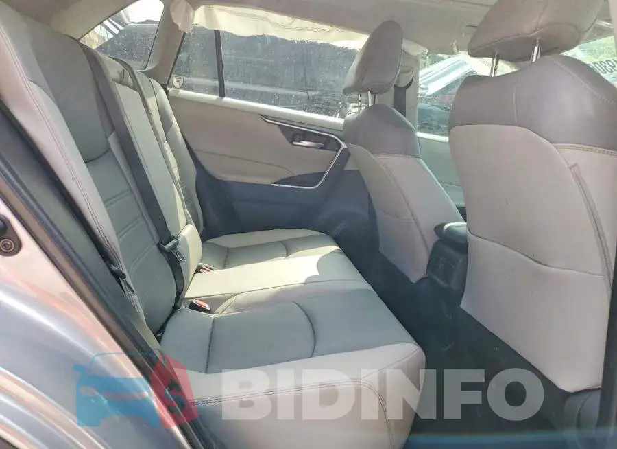 2T3A1RFV5PC350272 Photo# 11