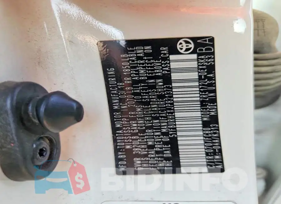 5YFBURHEXJP821373 Photo# 13