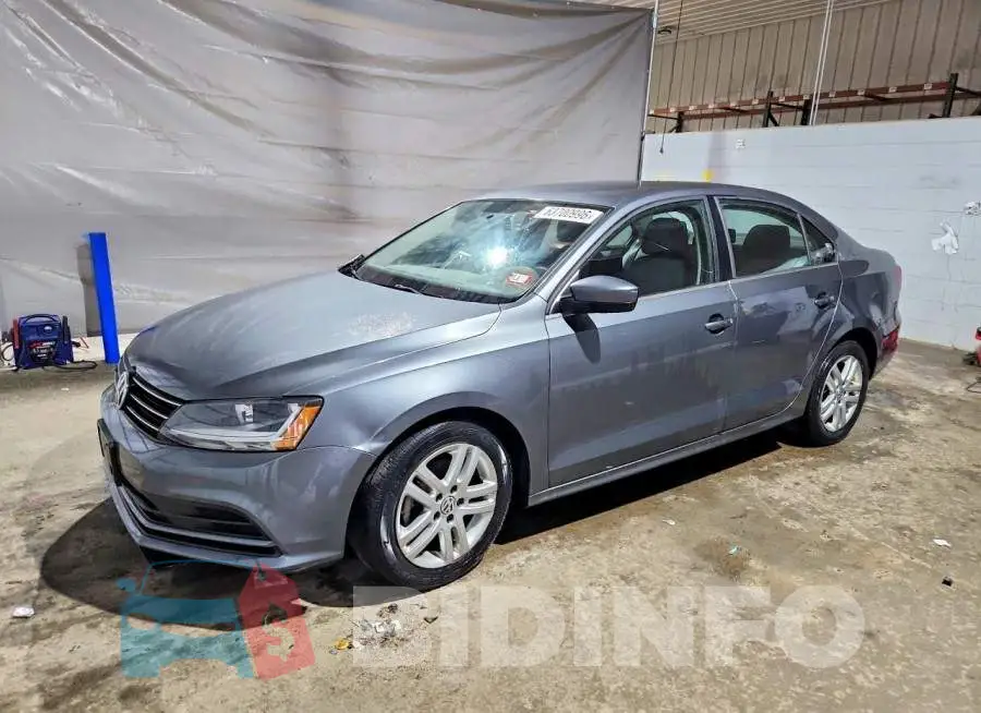 3VW167AJXHM344105 Photo# 1