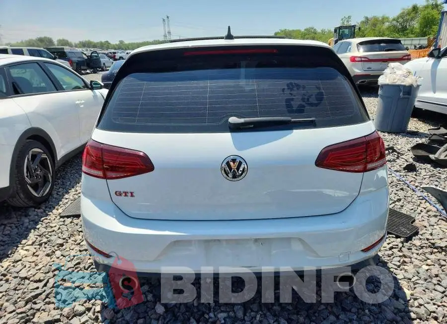 3VW5T7AU0LM015118 Photo# 6