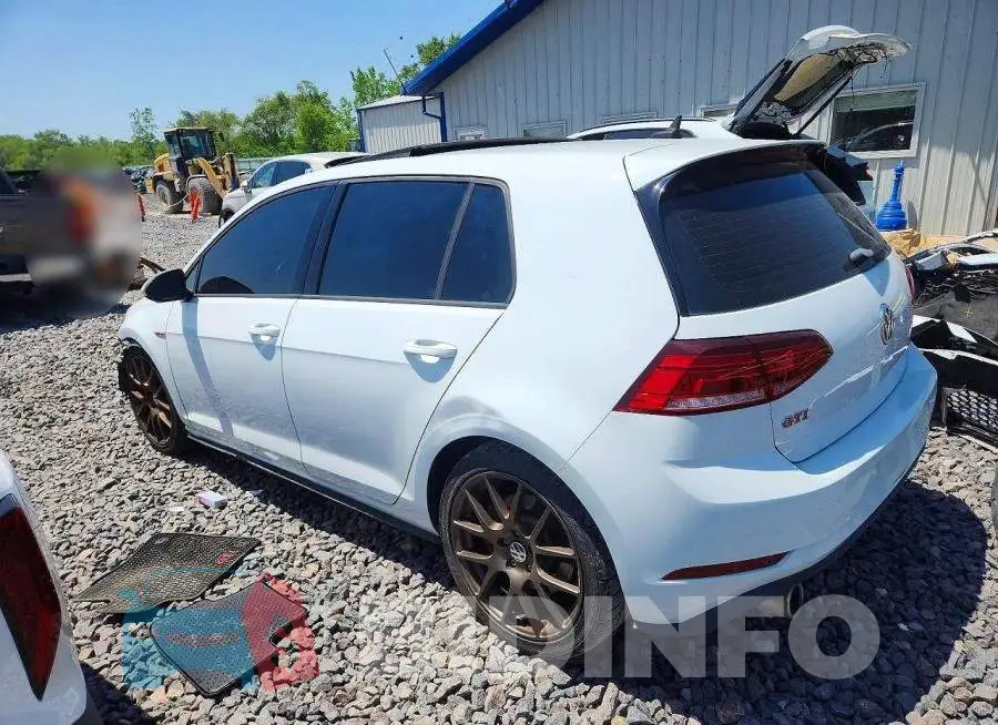 3VW5T7AU0LM015118 Photo# 2