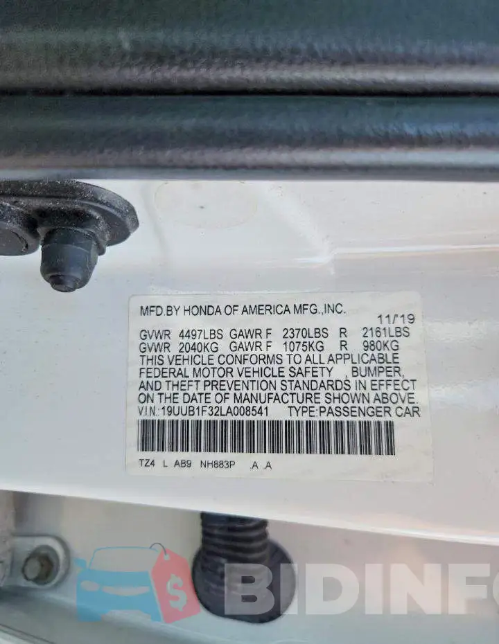 19UUB1F32LA008541 Photo# 12
