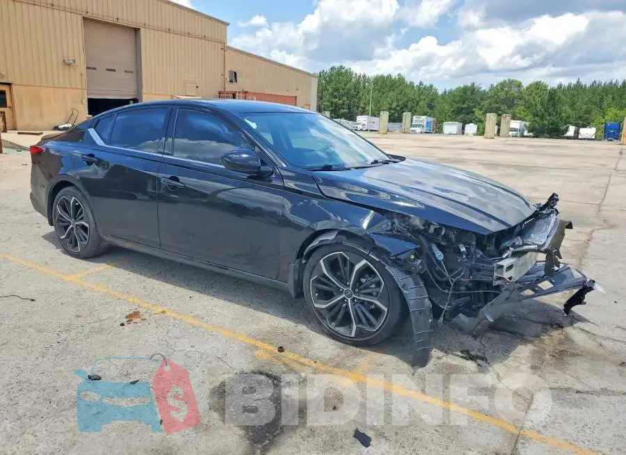 1N4BL4CV1PN401655 Photo# 4