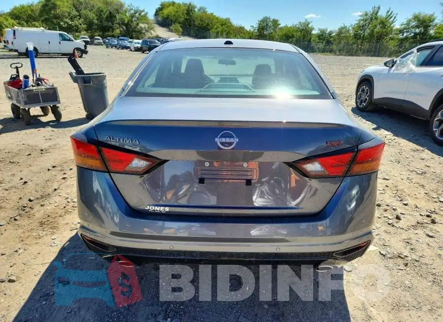 1N4BL4CV9SN415036 Photo# 6