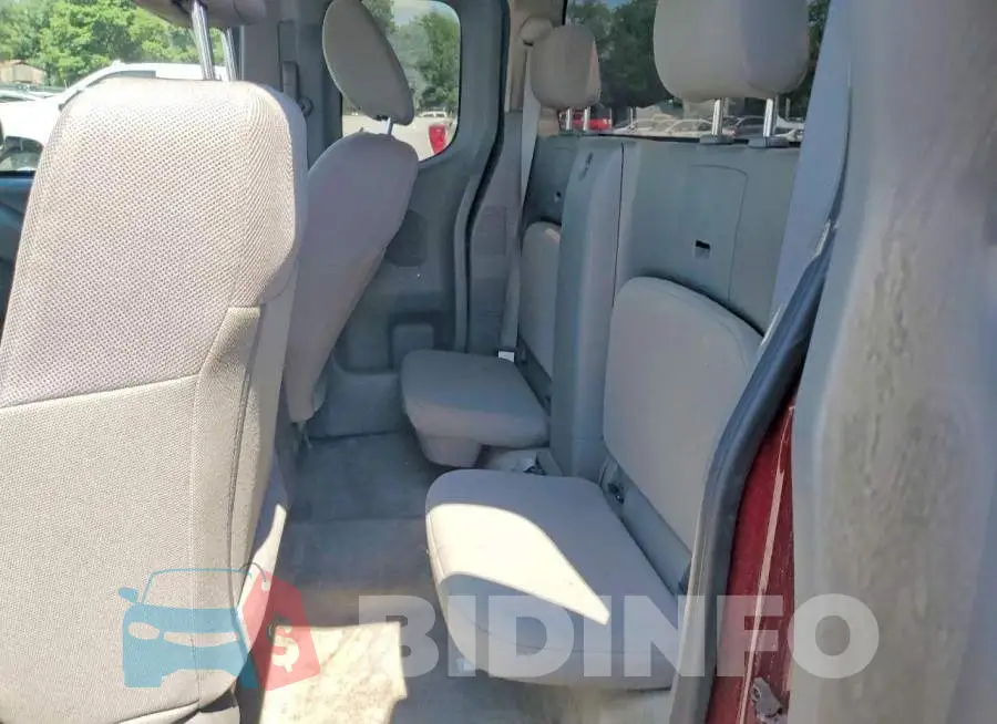 1N6BD0CT6JN703803 Photo# 10