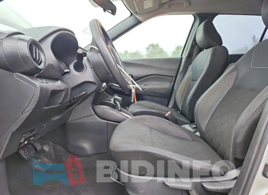 3N1CP5CU2JL497502 Photo# 7