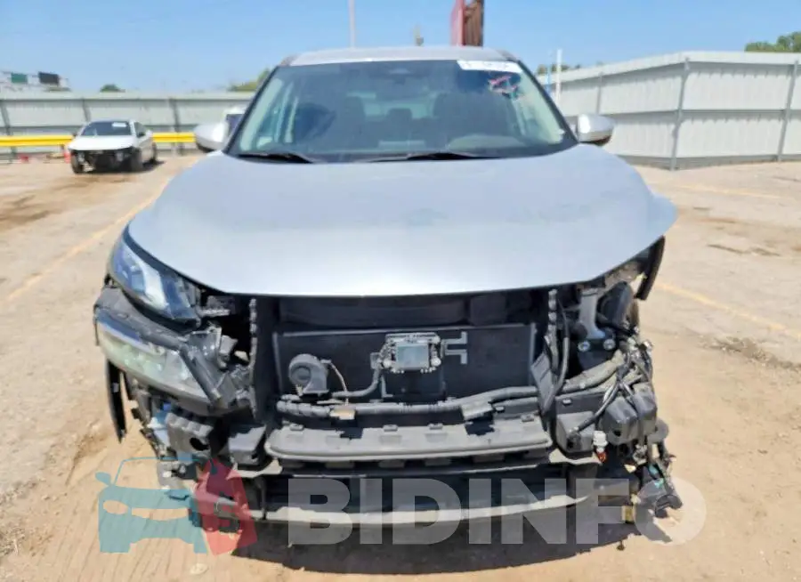 JN8BT3BA0PW407853 Photo# 5