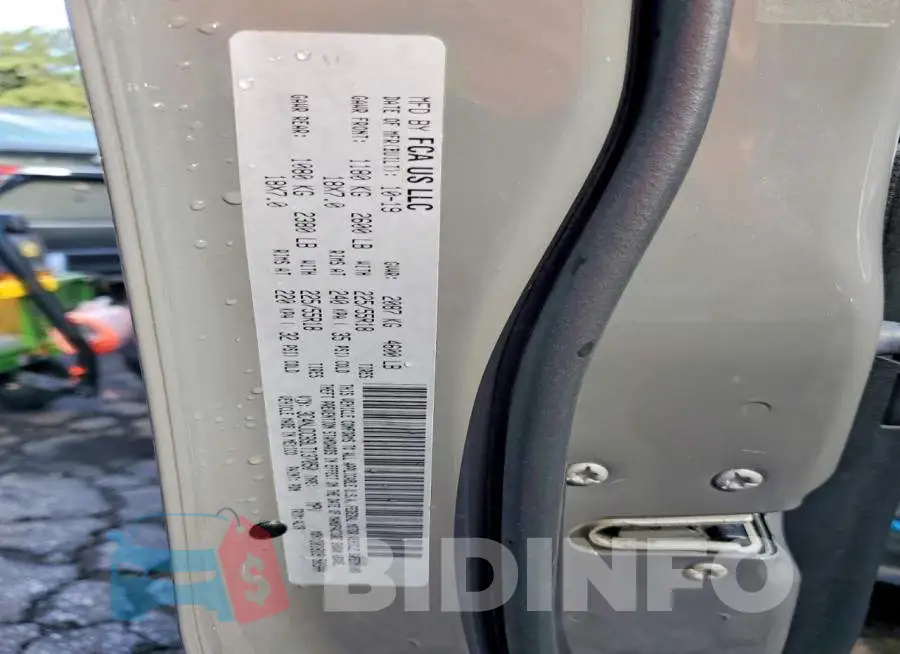 3C4NJDCB9LT137050 Photo# 12