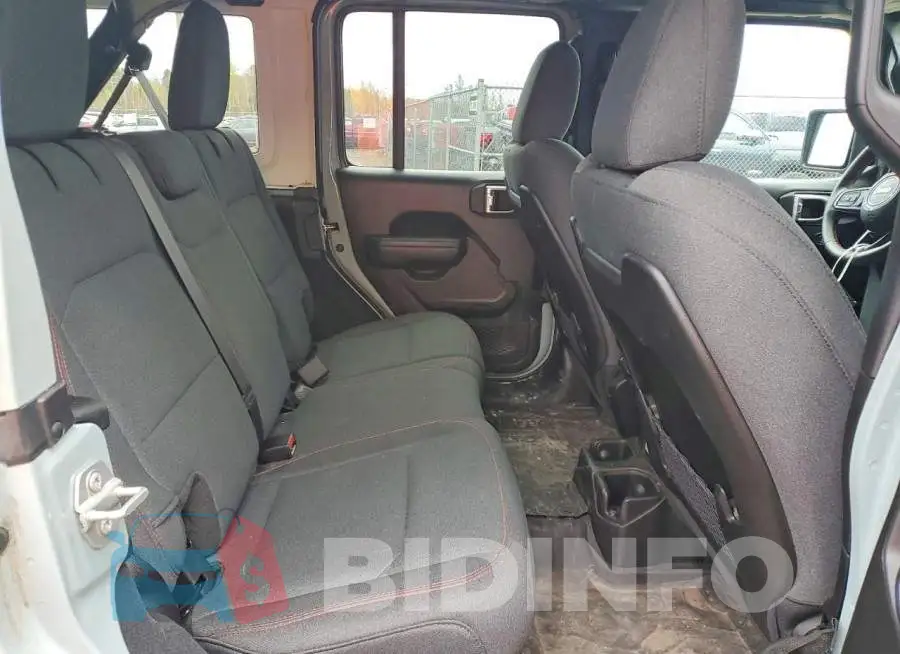 NB102884 Photo# 11