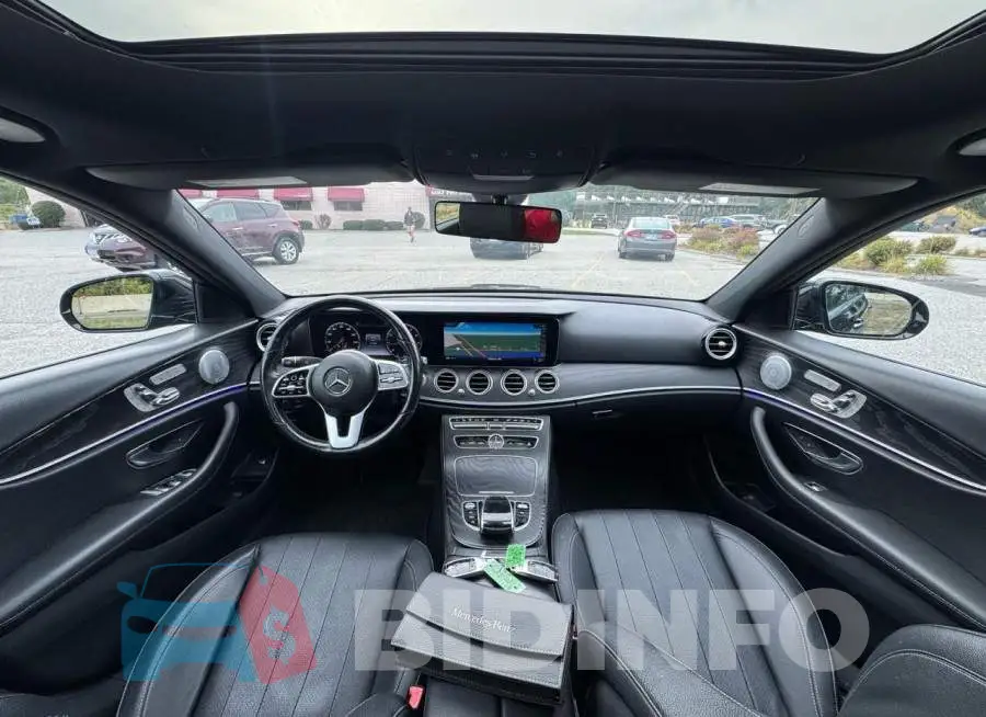 W1KZF8EB2LA832734 Photo# 9