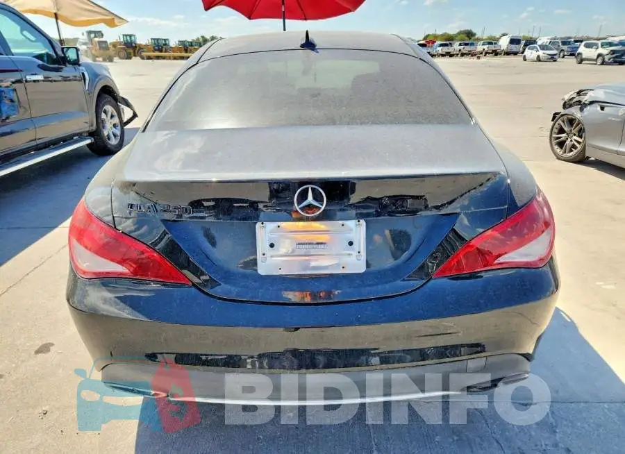 WDDSJ4EB4JN543594 Photo# 6