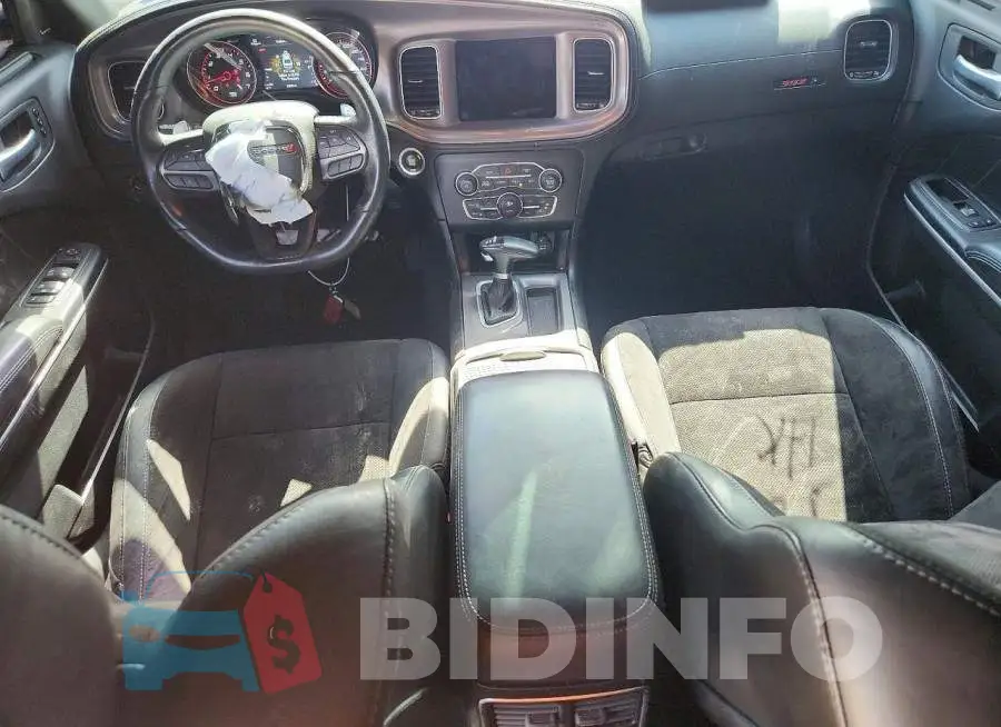 2C3CDXGJ8PH690258 Photo# 8