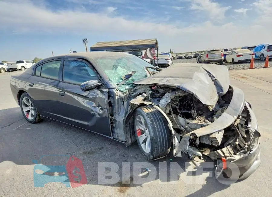 2C3CDXHG1JH125747 Photo# 4
