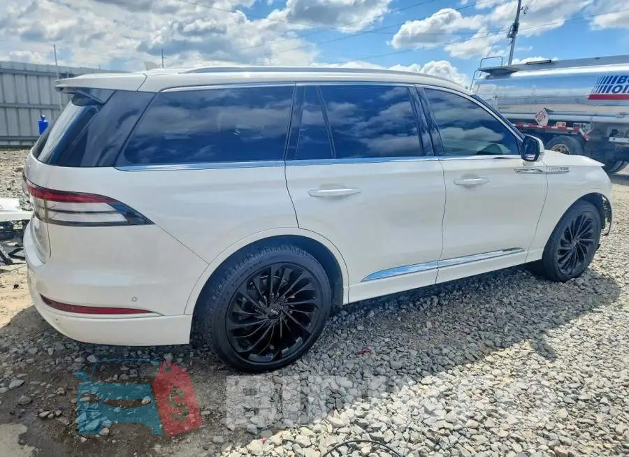 5LM5J7XC9MGL06664 Photo# 3