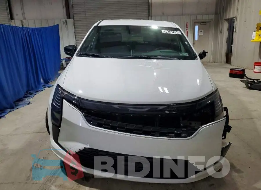 2C4RC1BG2VR577172 Photo# 5