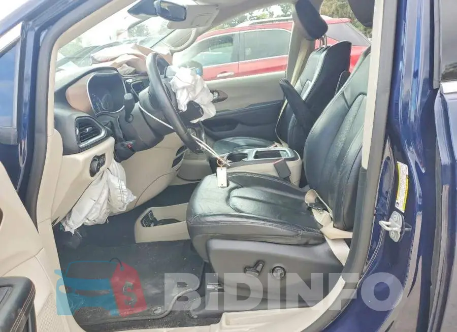 2C4RC1EG2JR113823 Photo# 7