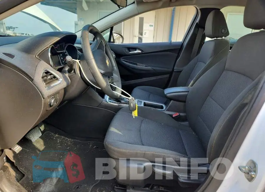 1G1BC5SM2J7167104 Photo# 7