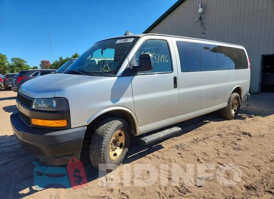 1GAZGNF70M1248732 Photo# 1