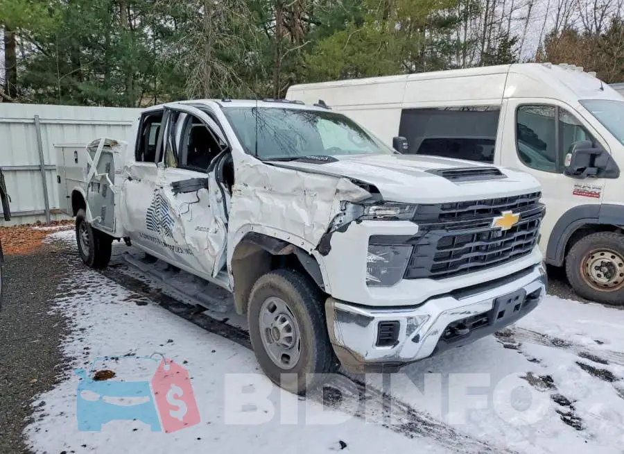 1GB4YLE70RF452319 Photo# 4