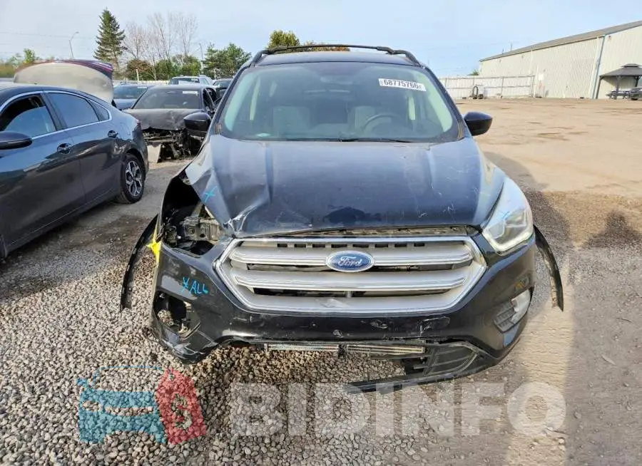 1FMCU9G90HUD62274 Photo# 5