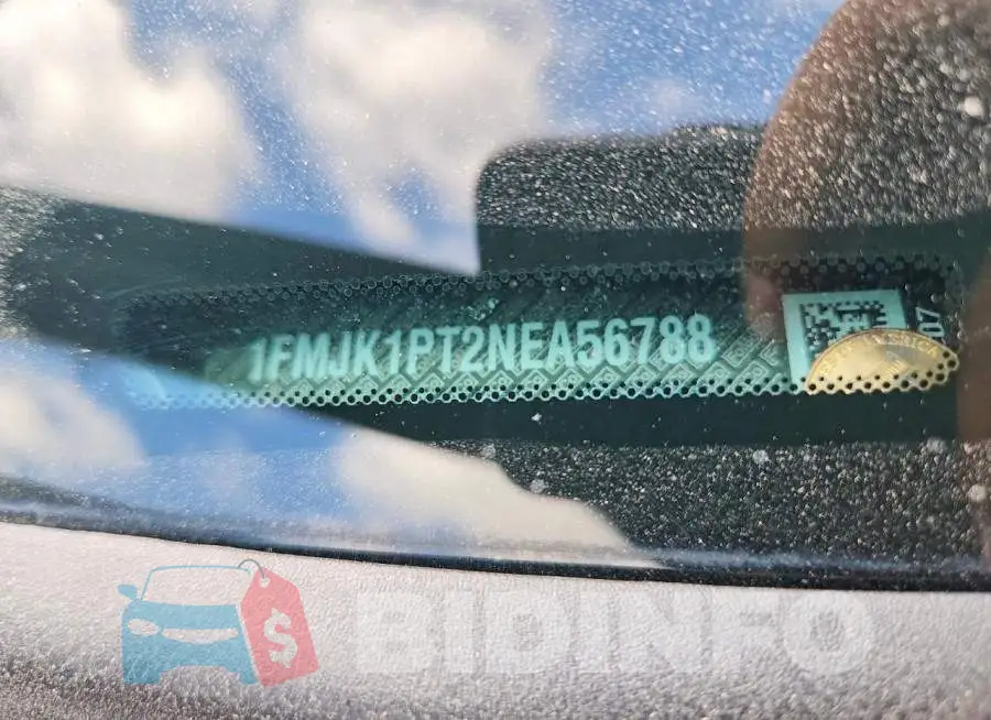 1FMJK1PT2NEA56788 Photo# 13