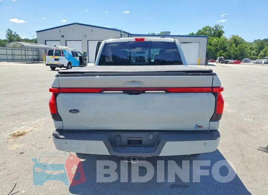 1FT6W1EV7PWG45058 Photo# 6