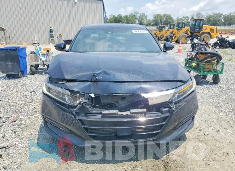 1HGCV1F31KA164782 Photo# 5
