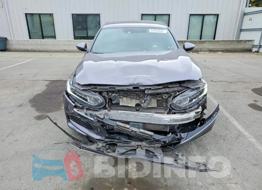 1HGCV1F35JA262972 Photo# 5
