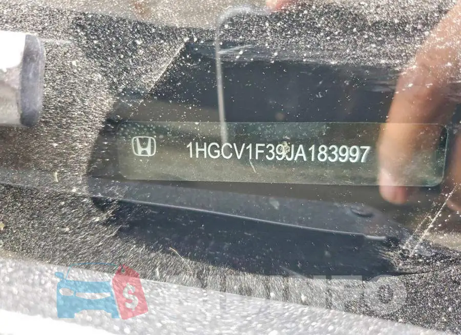 1HGCV1F39JA183997 Photo# 12
