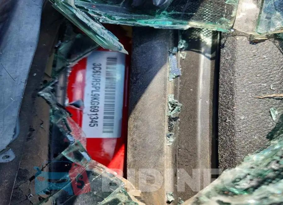 3C6UR5PL9KG691345 Photo# 12