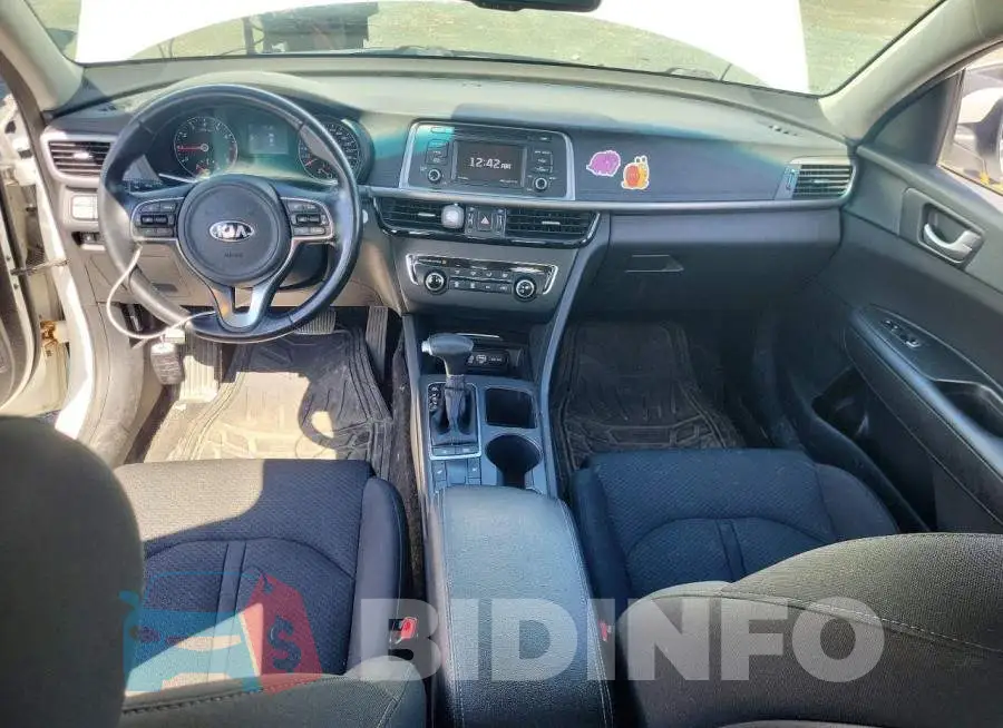 5XXGT4L35JG211651 Photo# 8