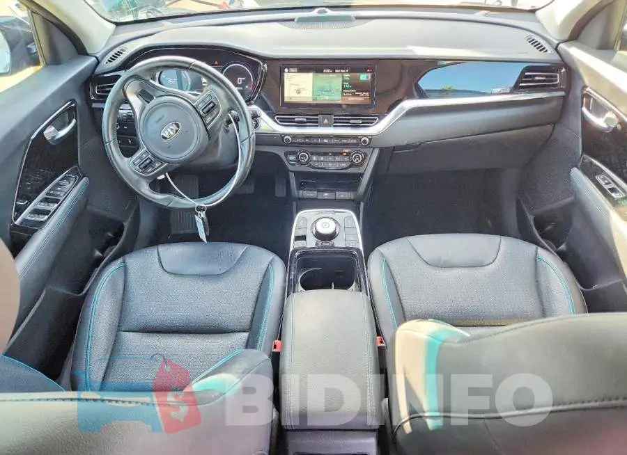 KNDCE3LG8L5073763 Photo# 8