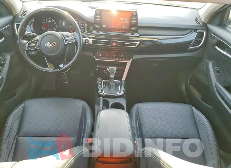 KNDERCAA3M7176915 Photo# 8