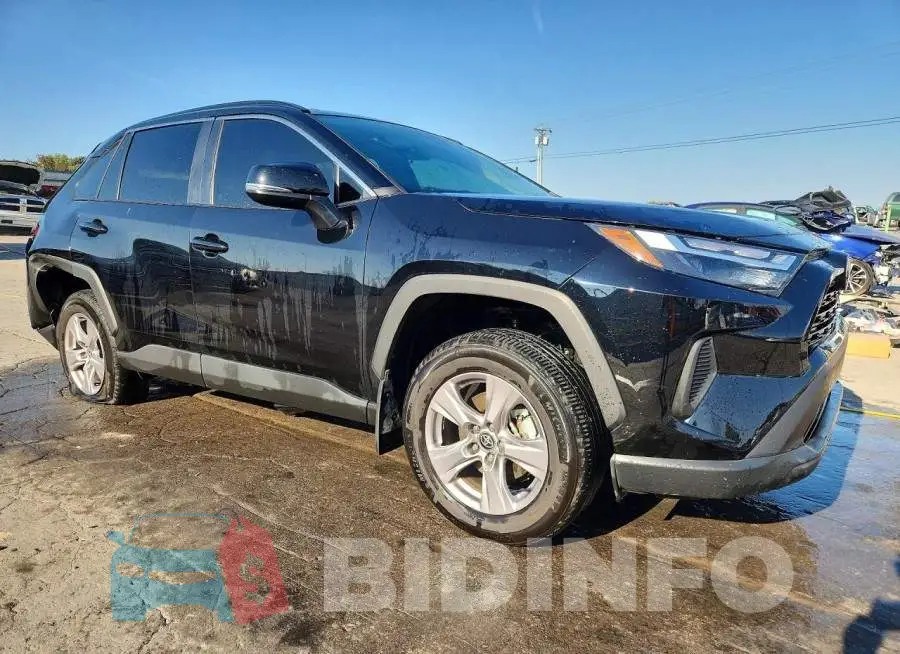 2T3P1RFV6SW529437 Photo# 4