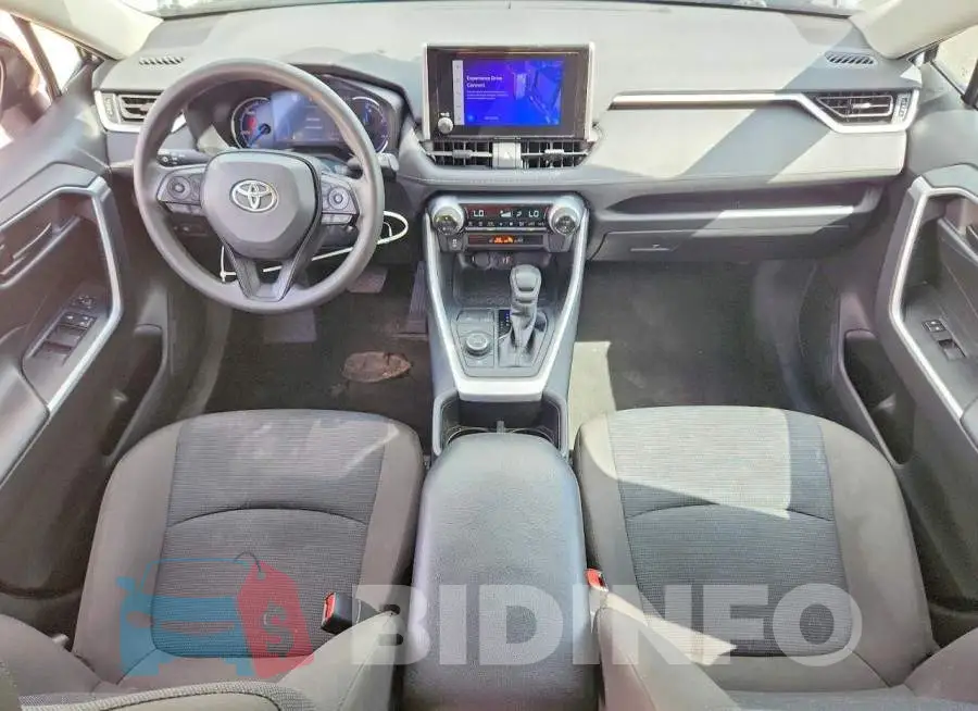 4T3LWRFV3RU130818 Photo# 8