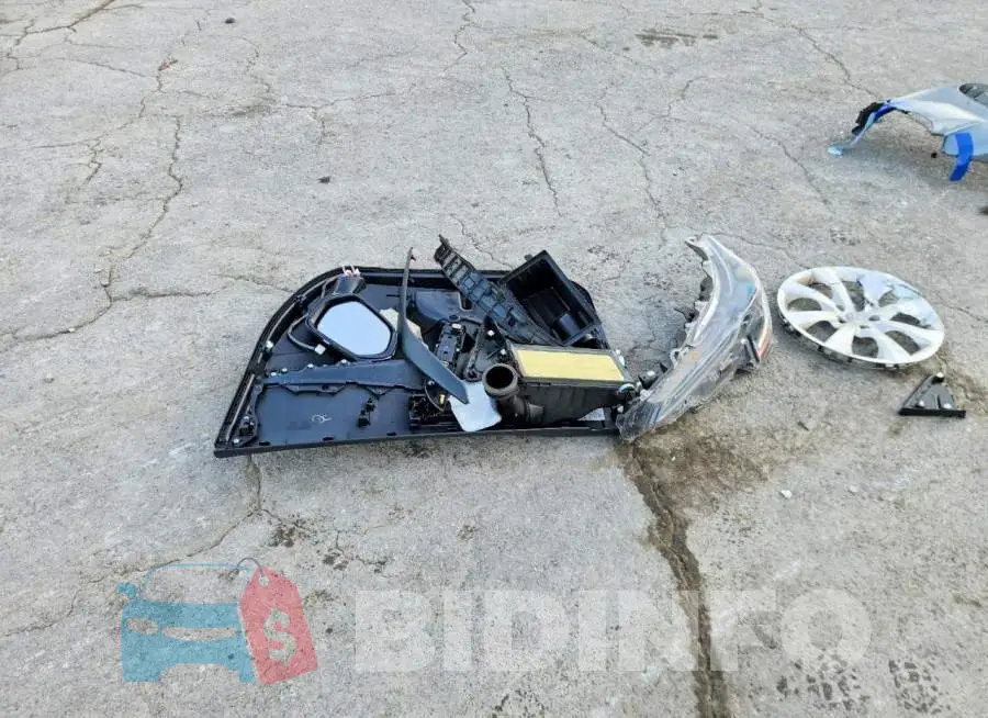 5YFB4MDE6SP296886 Photo# 12