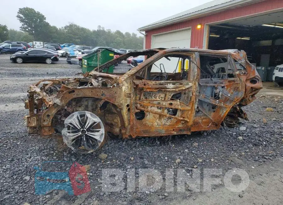 JTMFB3FV2PD115016 Photo# 1