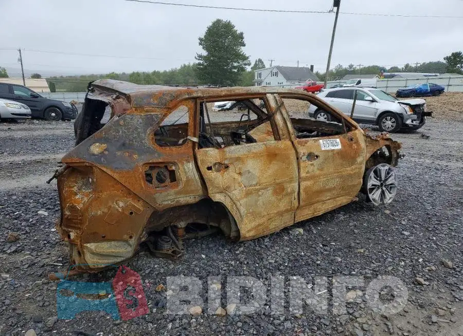 JTMFB3FV2PD115016 Photo# 3