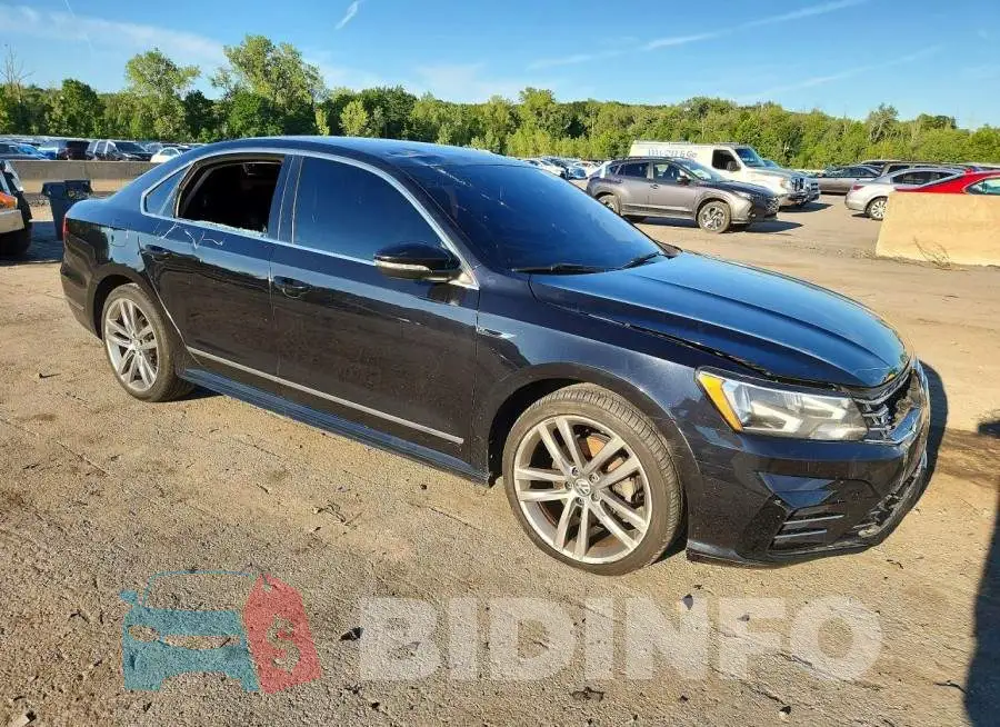 1VWDT7A38HC069648 Photo# 4
