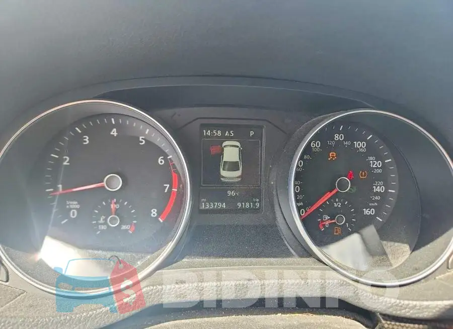 1VWMA7A33KC005899 Photo# 9