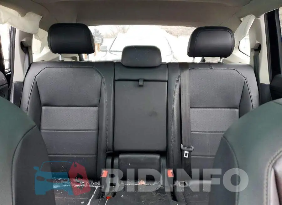 3VV2B7AXXLM181795 Photo# 10