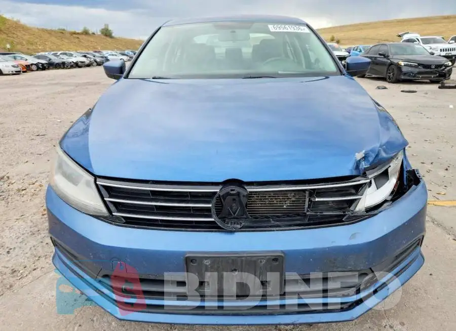 3VW167AJ5HM326921 Photo# 5