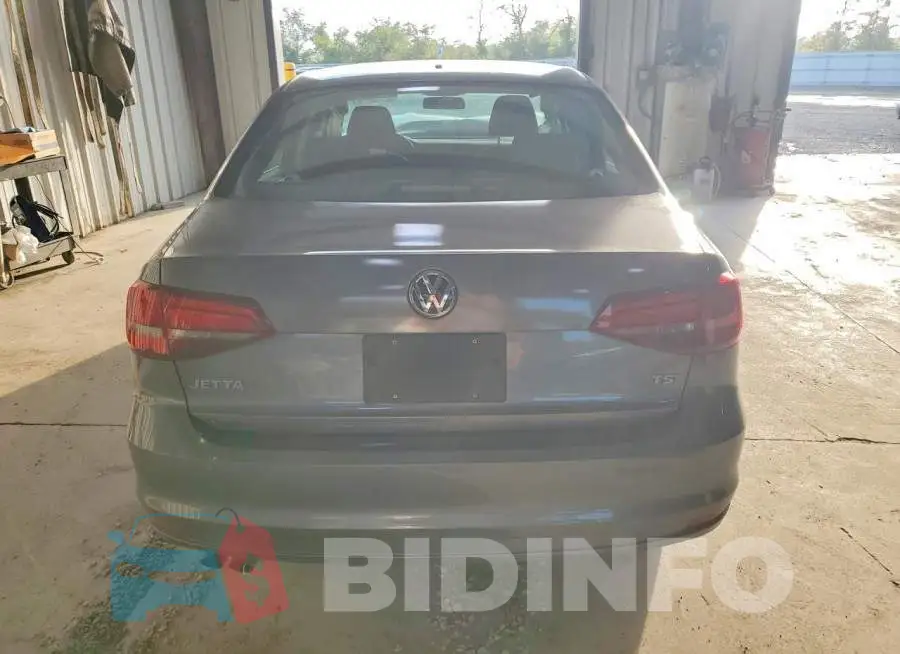 3VW2B7AJ0HM242697 Photo# 6