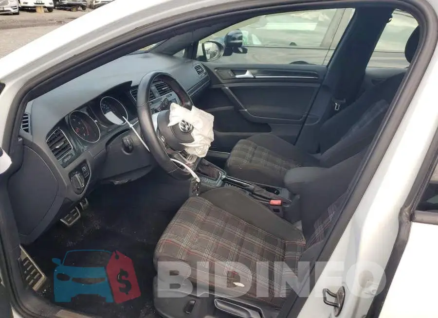 3VW4T7AU5HM037537 Photo# 7
