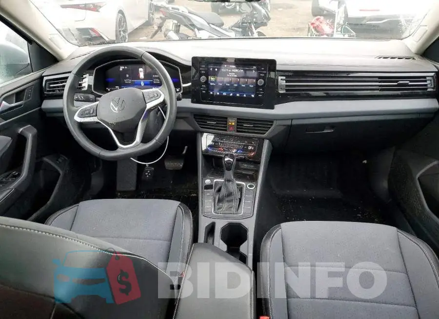 3VW7W7BU8TM018346 Photo# 8